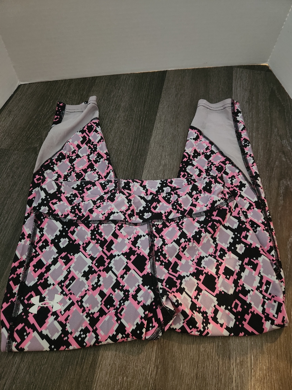Under Armour Women's Pink Geo-Print Performance Tank Top